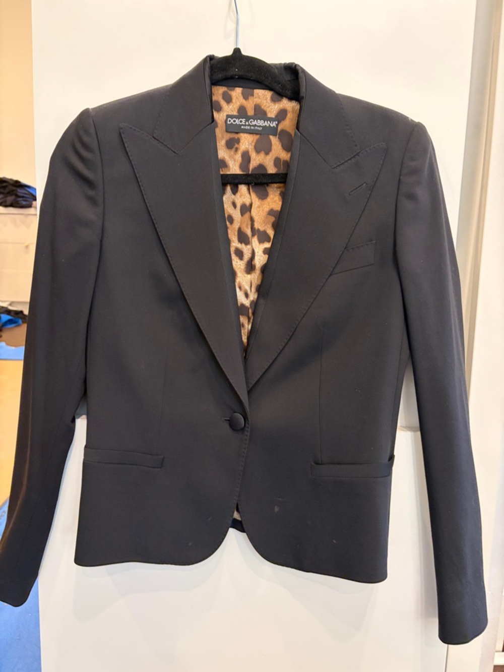 Dolce & Gabbana Black Blazer with Leopard-Print Lining